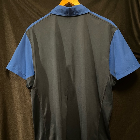 Mountain Hardwear Blue and Black Short Sleeve Quarter Zip Mens Shirt Size Large - Picture 6 of 8